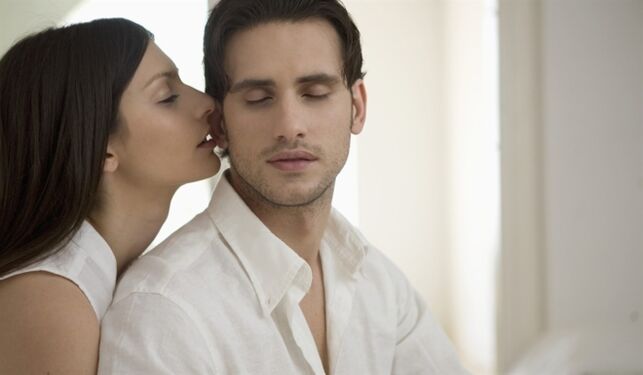 лесни допири за возбудување на маж